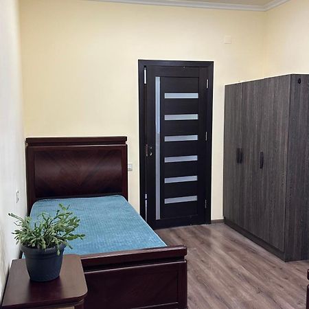 Rest & Relax Hotel Yerevan Exterior photo